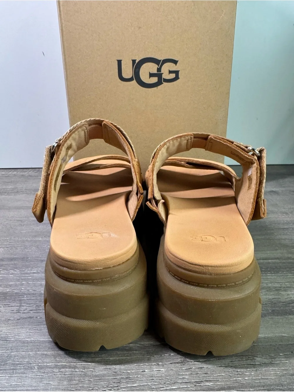 UGG Ashton Platform Slide Sandals Toast size 6.5/EU37.5 RARE